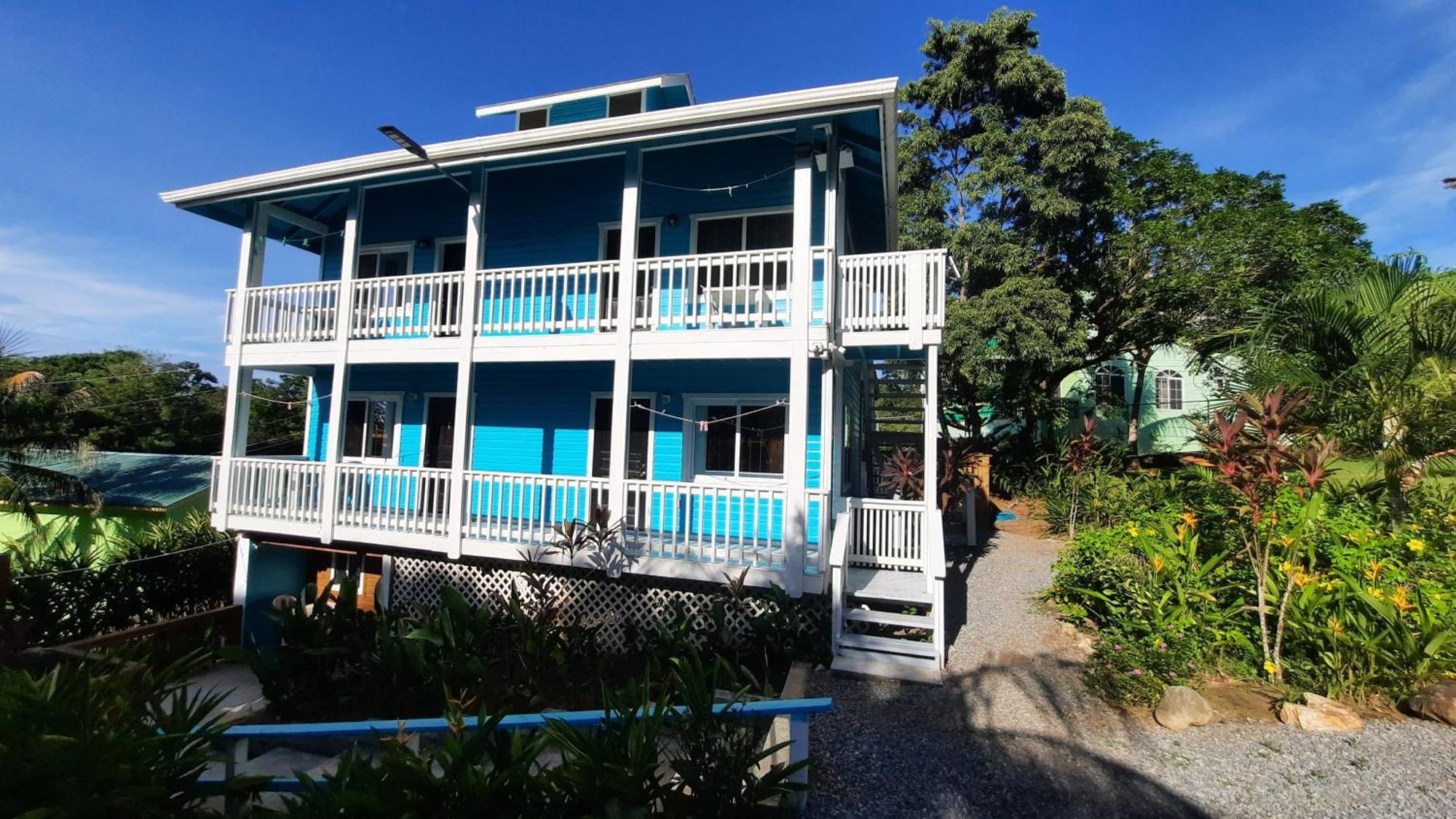 Guava Grove Resort & Villas Sandy Bay Exteriör bild