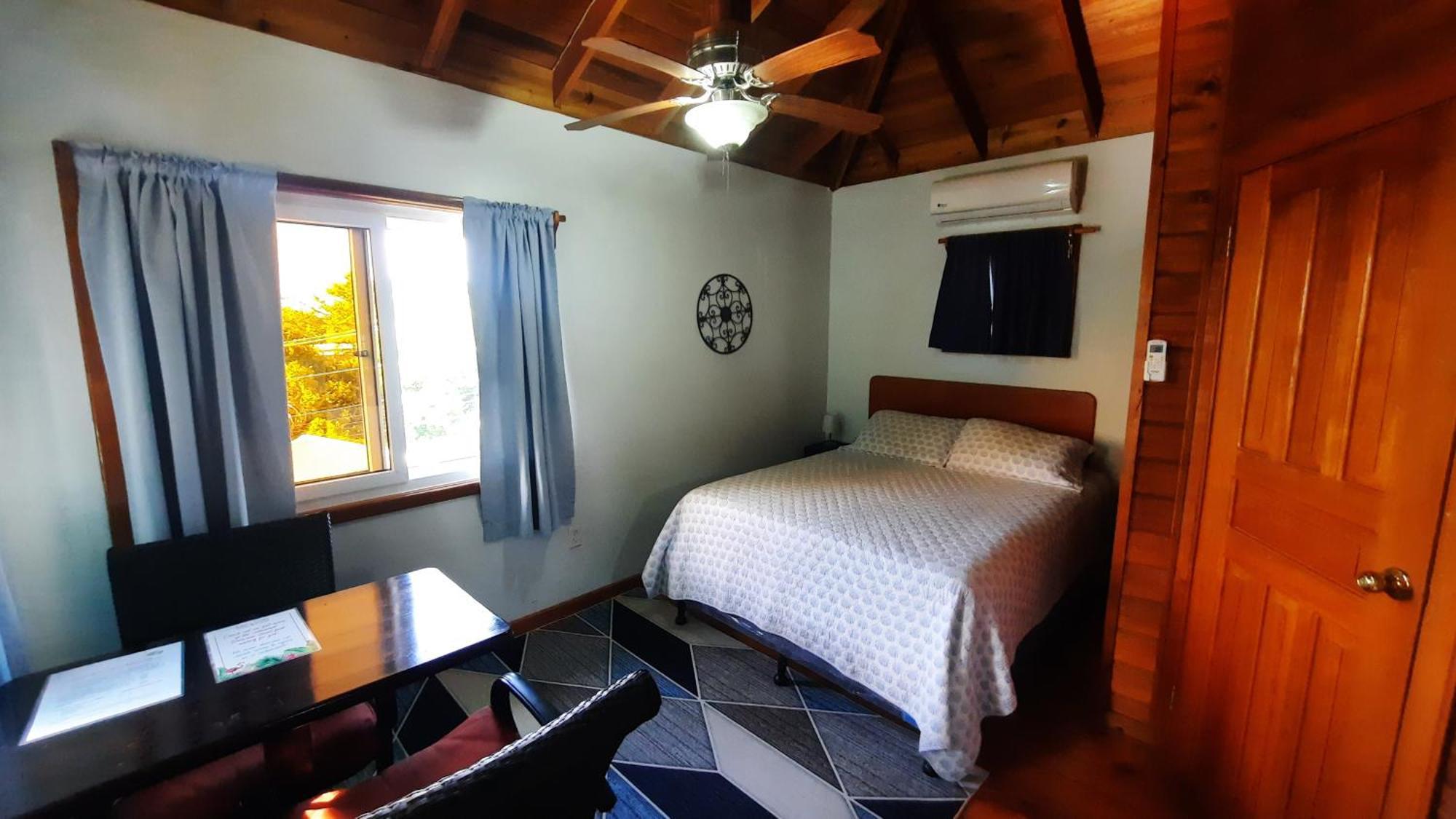 Guava Grove Resort & Villas Sandy Bay Exteriör bild